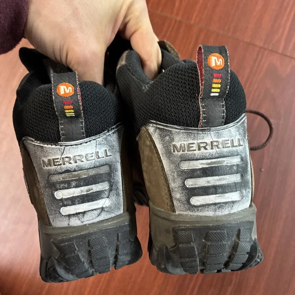 Merrell Legacy Gore-Tex Brown Performance Vibram J50749 Boots - Men's Size 8